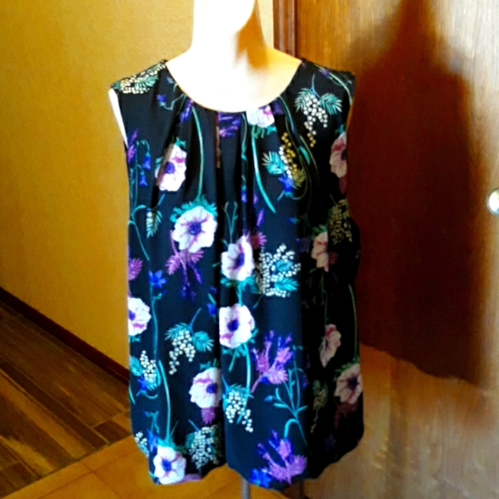 Liz Claiborne -Floral Sleeveless Top - Black and Purple